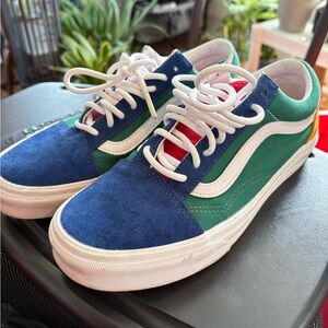Old skool vans yacht club